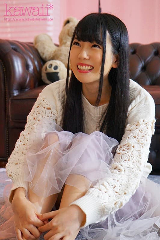 愛嬌満点！早漏イクイク美少女 柳井める 人生初の生ハメセックスに失神寸前！連撃ピストンに理性ぶっ飛び中出し解禁しちゃいました。