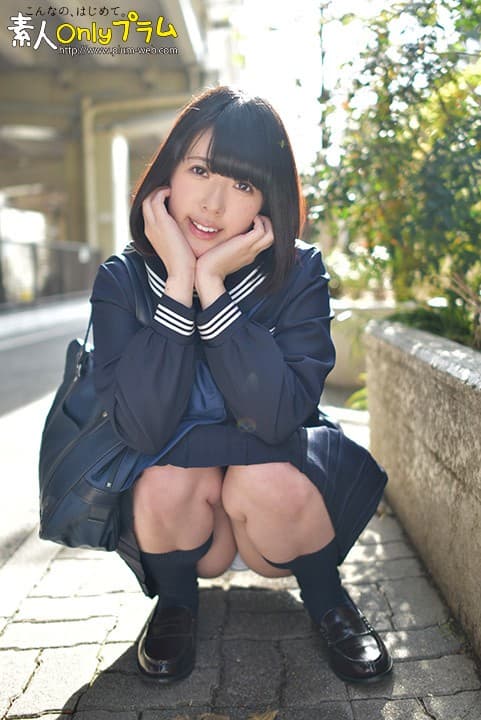 素人セーラー服生中出し（改）135 綾乃さら 清楚な色白×××マ●コ白書 好きな場所は図書室。地味文系のくせに一丁前にブルマ＋スク水＋生中出し！
