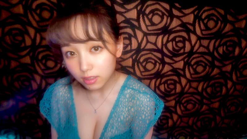 おっぱいで超誘惑してくる新人セクキャバ嬢 田中ねね